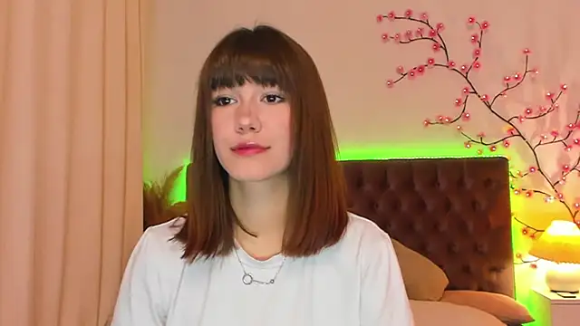 MilanaHotts online show from July 23, 5:38 am