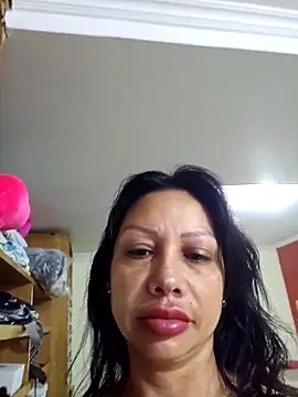 Snapshot of Grace_Velvet chatting on May 31, 9:27 am Grace Velvet online show from May 31, 9:27 am