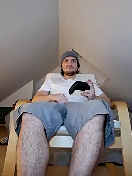 Snapshot of Ghost_Pie chatting on December 16, 4:23 pm Ghost Pie online show from December 16, 4:23 pm