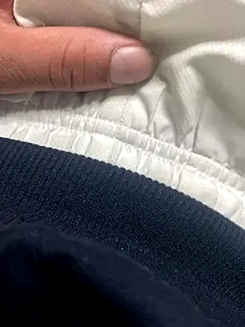 Snapshot of huffies_cam chatting on December 16, 11:48 am huffies cam online show from December 16, 11:48 am