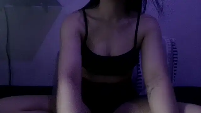 cami1996  online show from March 23, 1:04 pm