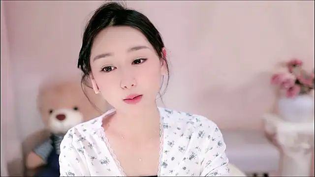 IamMeow- online show from March 5, 1:18 pm