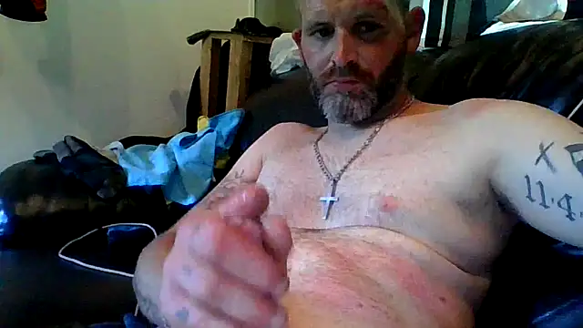 Snapshot of Warmdiknsider2 chatting on July 1, 4:51 pm Warmdiknsider2 online show from July 1, 4:51 pm