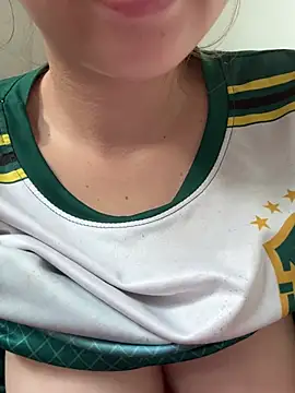 Snapshot of Hana-68 chatting on January 11, 1:43 am Hana-68 online show from January 11, 1:43 am