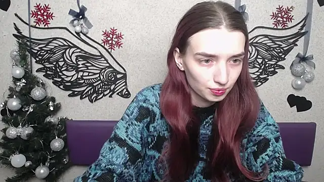 LisaDarcy online show from December 17, 6:08 am