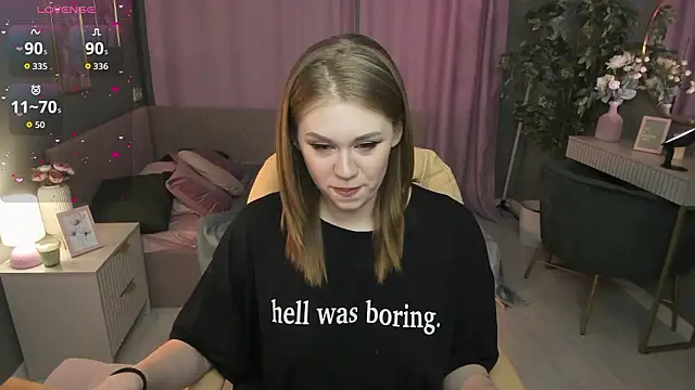 Snapshot of Alison_Doody chatting on February 15, 7:38 am Alison Doody online show from February 15, 7:38 am