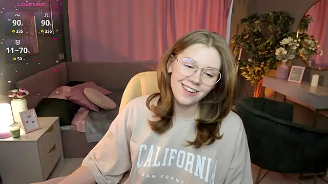 Snapshot of Alison_Doody chatting on February 22, 7:40 am Alison Doody online show from February 22, 7:40 am