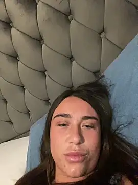 MillieB online show from February 1, 8:13 am