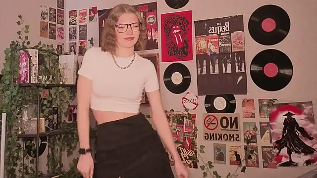 JeaneneWoltz online show from January 11, 9:03 am