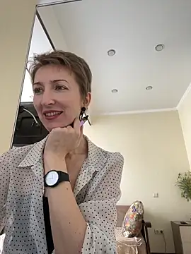 Snapshot of Sensual_Flower chatting on February 25, 9:19 am Sensual Flower online show from February 25, 9:19 am