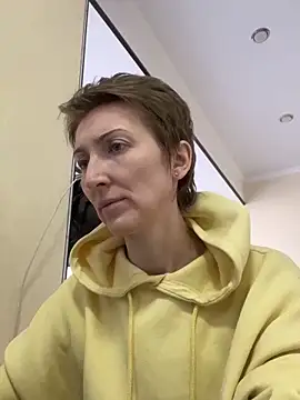 Snapshot of Sensual_Flower chatting on March 10, 6:40 am Sensual Flower online show from March 10, 6:40 am