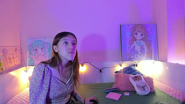 Briar y Blair online show from December 20, 1:40 pm