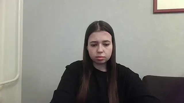 Snapshot of ChloeLoveSugar chatting on December 17, 11:55 pm ChloeLoveSugar online show from December 17, 11:55 pm