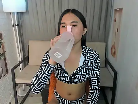 BigCockLiah online show from March 3, 4:18 am