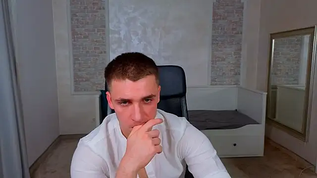Snapshot of KellenWest chatting on May 27, 5:21 pm KellenWest online show from May 27, 5:21 pm