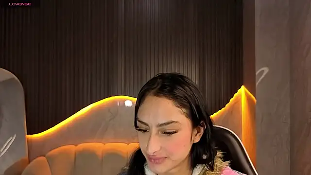 Snapshot of Tifany_Tx chatting on May 12, 12:35 pm Tifany Tx online show from May 12, 12:35 pm