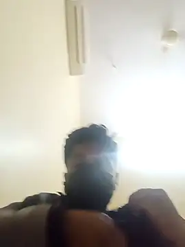 Snapshot of bnglrboy0886 chatting on February 10, 6:34 pm bnglrboy0886 online show from February 10, 6:34 pm