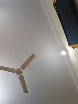 Snapshot of bnglrboy0886 chatting on March 20, 9:47 am bnglrboy0886 online show from March 20, 9:47 am