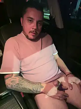 Diegohernan17 online show from March 13, 3:57 am