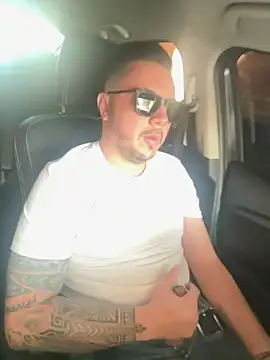 Diegohernan17 online show from June 19, 3:49 pm