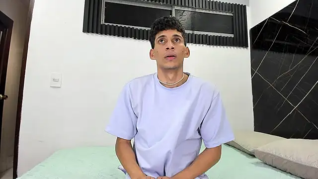 Emer santos online show from February 13, 7:54 pm