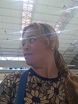 Snapshot of Tinkerbell0920 chatting on April 10, 10:36 pm Tinkerbell0920 online show from April 10, 10:36 pm