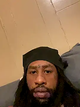 Snapshot of Bigblack187 chatting on December 16, 1:10 am Bigblack187 online show from December 16, 1:10 am