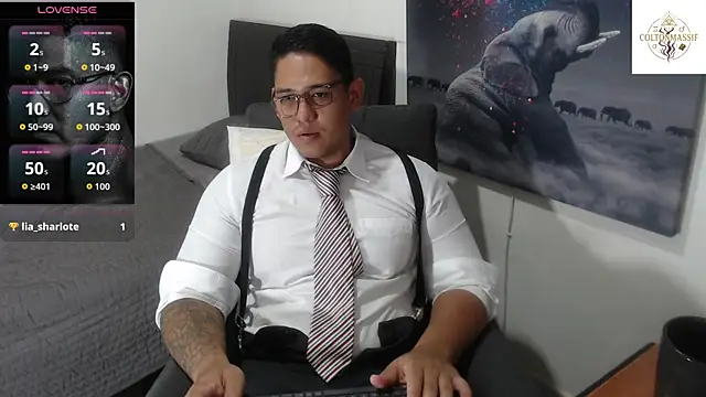 Snapshot of coltonmassiff chatting on June 11, 5:22 pm coltonmassiff online show from June 11, 5:22 pm