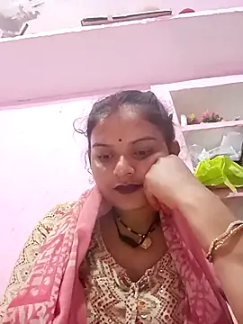 Uma pande online show from March 8, 3:27 pm