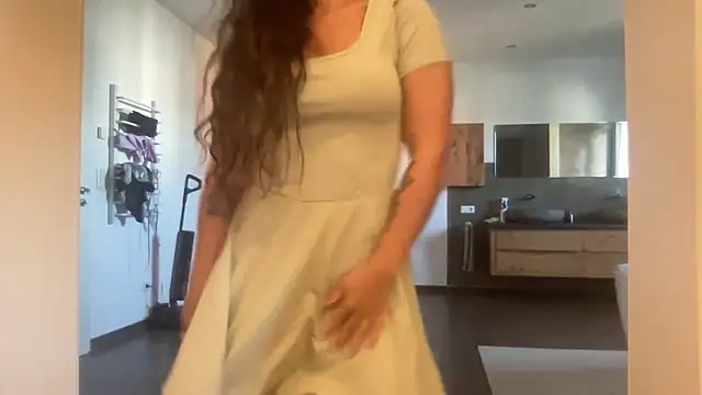 RosaDream online show from July 4, 4:46 pm