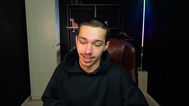 KaydenDrew online show from February 18, 5:47 am