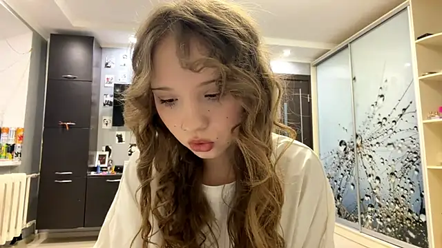 Snapshot of Princessofcashe chatting on February 26, 3:11 pm Princessofcashe online show from February 26, 3:11 pm