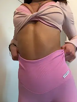 rebyreby11 online show from December 17, 9:15 am