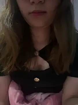 Thanhhuyen001 online show from June 9, 4:18 pm