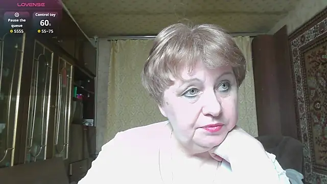 Casey peach online show from April 16, 4:30 pm