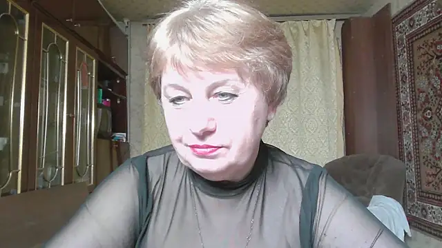 Snapshot of Casey_peach chatting on May 2, 4:56 pm Casey peach online show from May 2, 4:56 pm