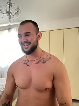 Snapshot of LunaFoxTip chatting on March 3, 2:34 pm LunaFoxTip online show from March 3, 2:34 pm