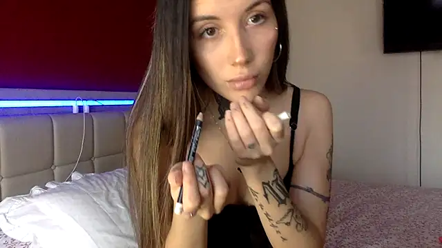 Snapshot of saphirafox chatting on March 12, 2:34 pm saphirafox online show from March 12, 2:34 pm