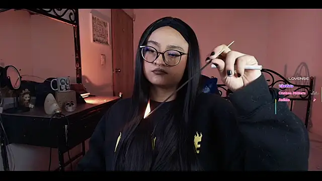 Snapshot of sofitabares_ chatting on March 3, 8:48 pm sofitabares online show from March 3, 8:48 pm