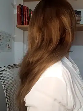 SofiEsteves online show from June 16, 1:03 pm