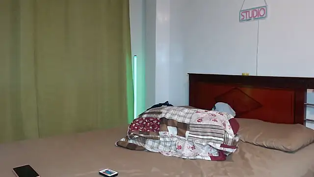 smith celeste online show from March 10, 12:37 am