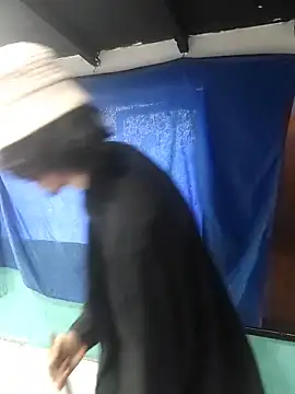 sk8-boy online show from February 13, 12:56 pm