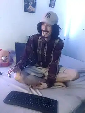 sk8-boy online show from March 8, 4:11 pm