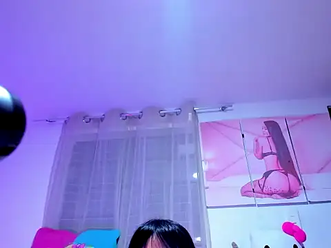 analissejade online show from March 13, 4:30 am