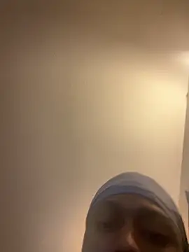 Snapshot of Notyourtoy25 chatting on December 16, 9:31 pm Notyourtoy25 online show from December 16, 9:31 pm