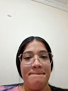 Snapshot of Valeri_hot22 chatting on June 14, 2:46 am Valeri hot22 online show from June 14, 2:46 am