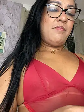 Snapshot of Kacaah chatting on January 18, 2:37 am Kacaah online show from January 18, 2:37 am