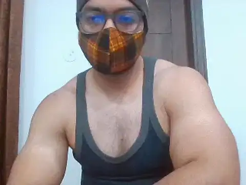 Snapshot of NunnuLelo chatting on April 4, 9:12 pm NunnuLelo online show from April 4, 9:12 pm