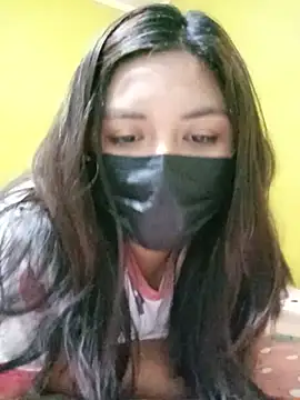 Snapshot of MIGAJERA_20 chatting on May 28, 3:26 am MIGAJERA 20 online show from May 28, 3:26 am
