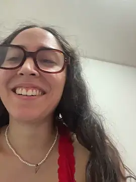 LatinDoll8 online show from April 20, 4:48 am